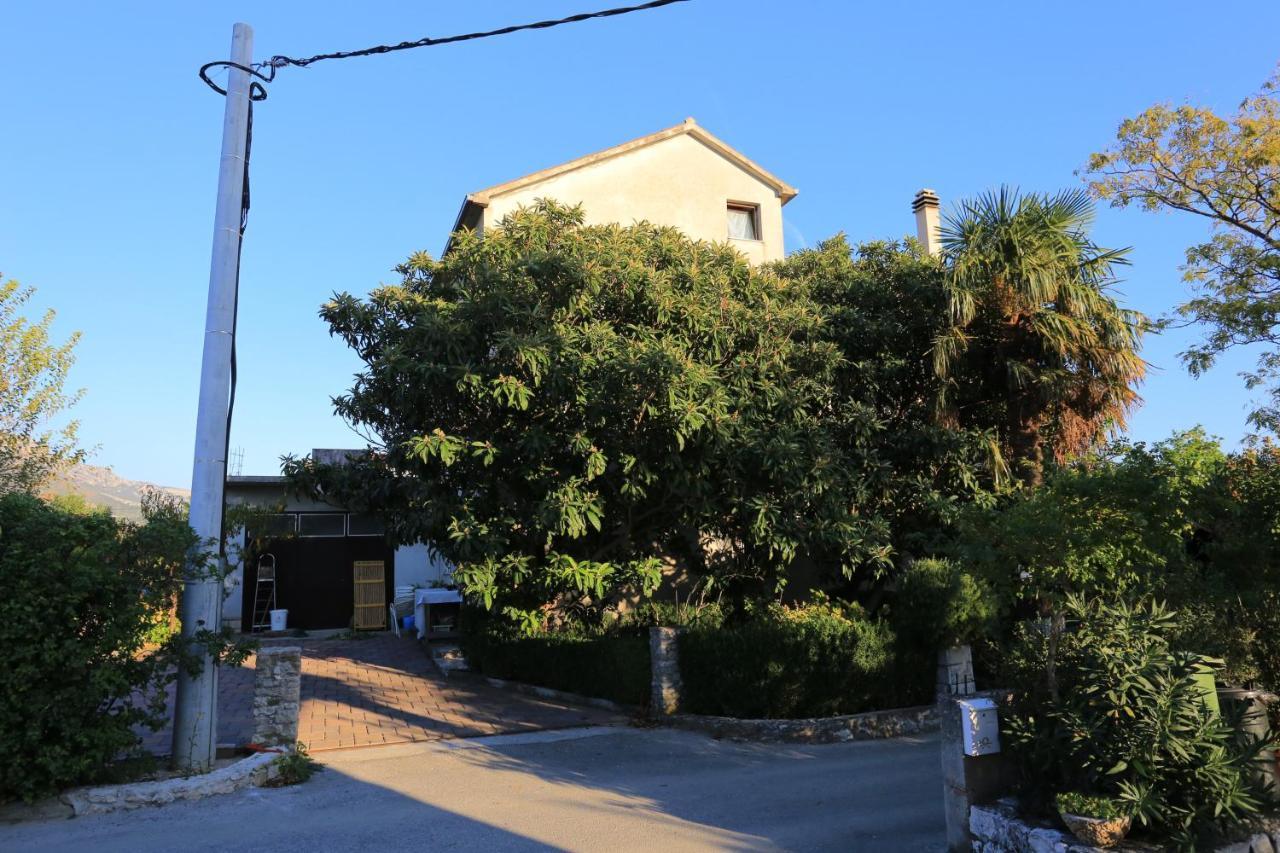 Apartments With A Parking Space Kastel Luksic, Kastela - 13734 Kaštela Exterior foto